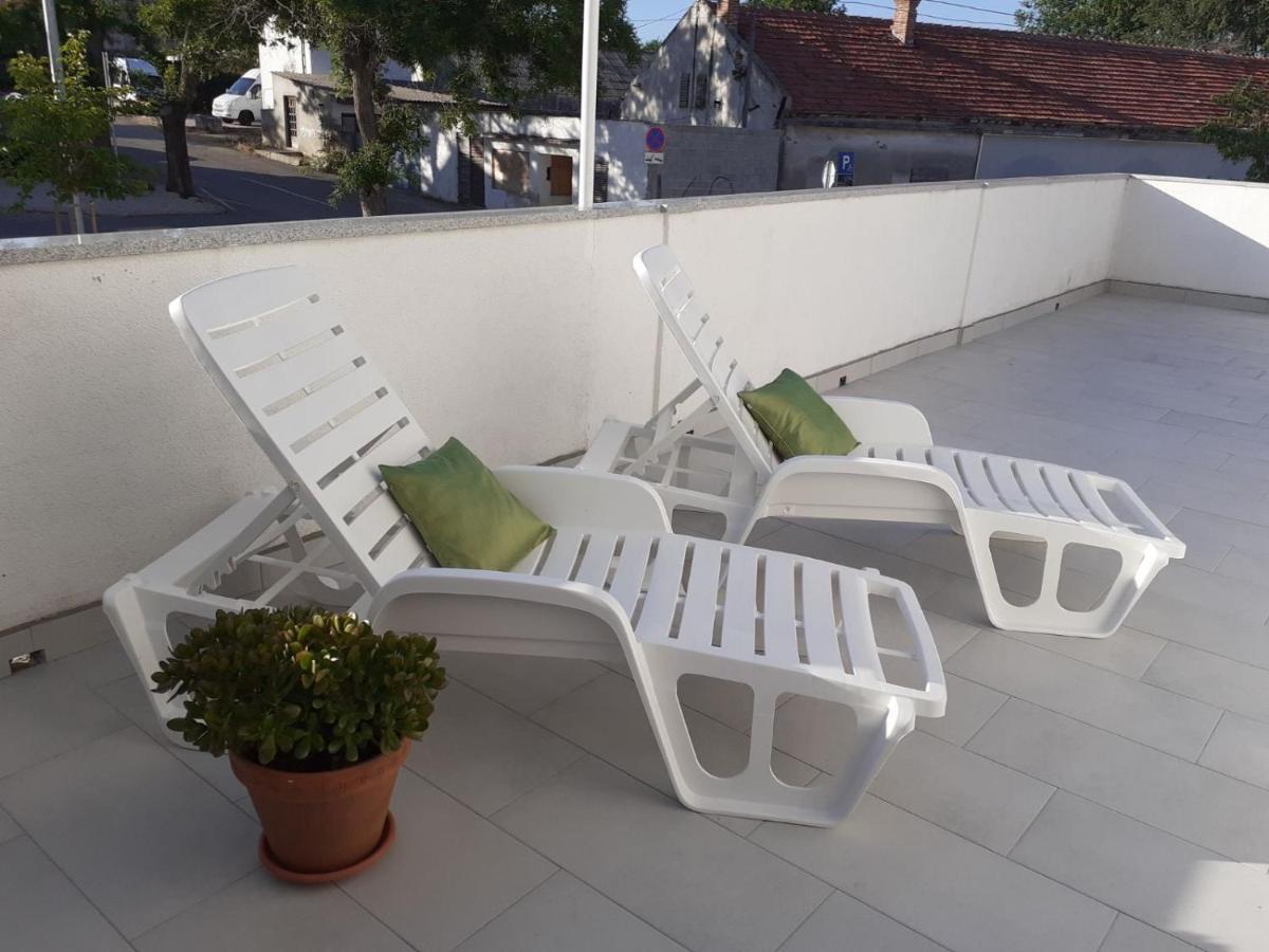 Apartment & Rooms Riva Vodice Eksteriør billede