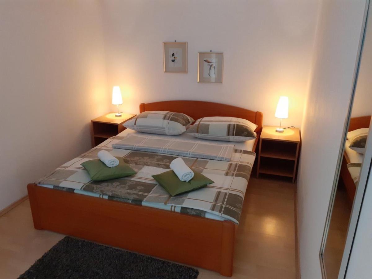 Apartment & Rooms Riva Vodice Eksteriør billede